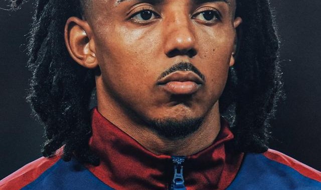 开云体育官网视频直播-进攻才华浮出水面，助攻戴帽的孔德是巴萨新杀器