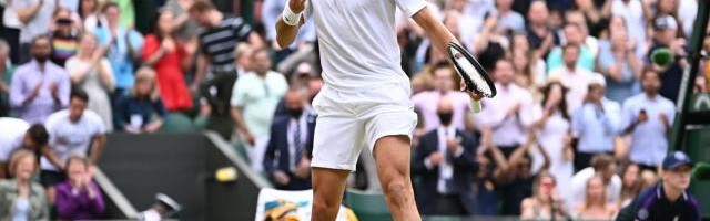 开云体育官网app下载-张奔斗：第一次，总是如此刻骨铭心