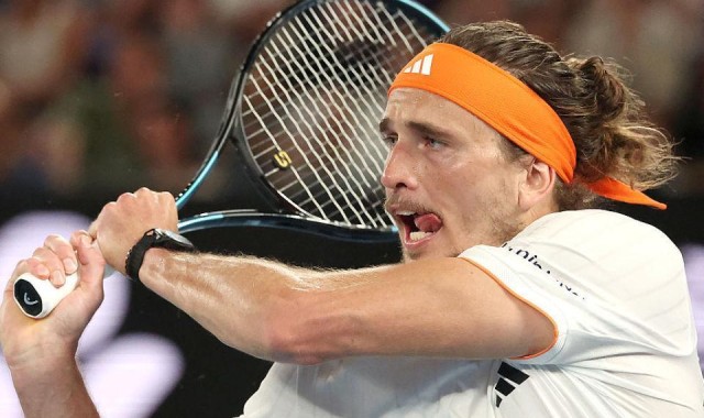 四盘大战胜出！兹维列夫3-1淘汰05后新星，第10次跻身大满贯四强